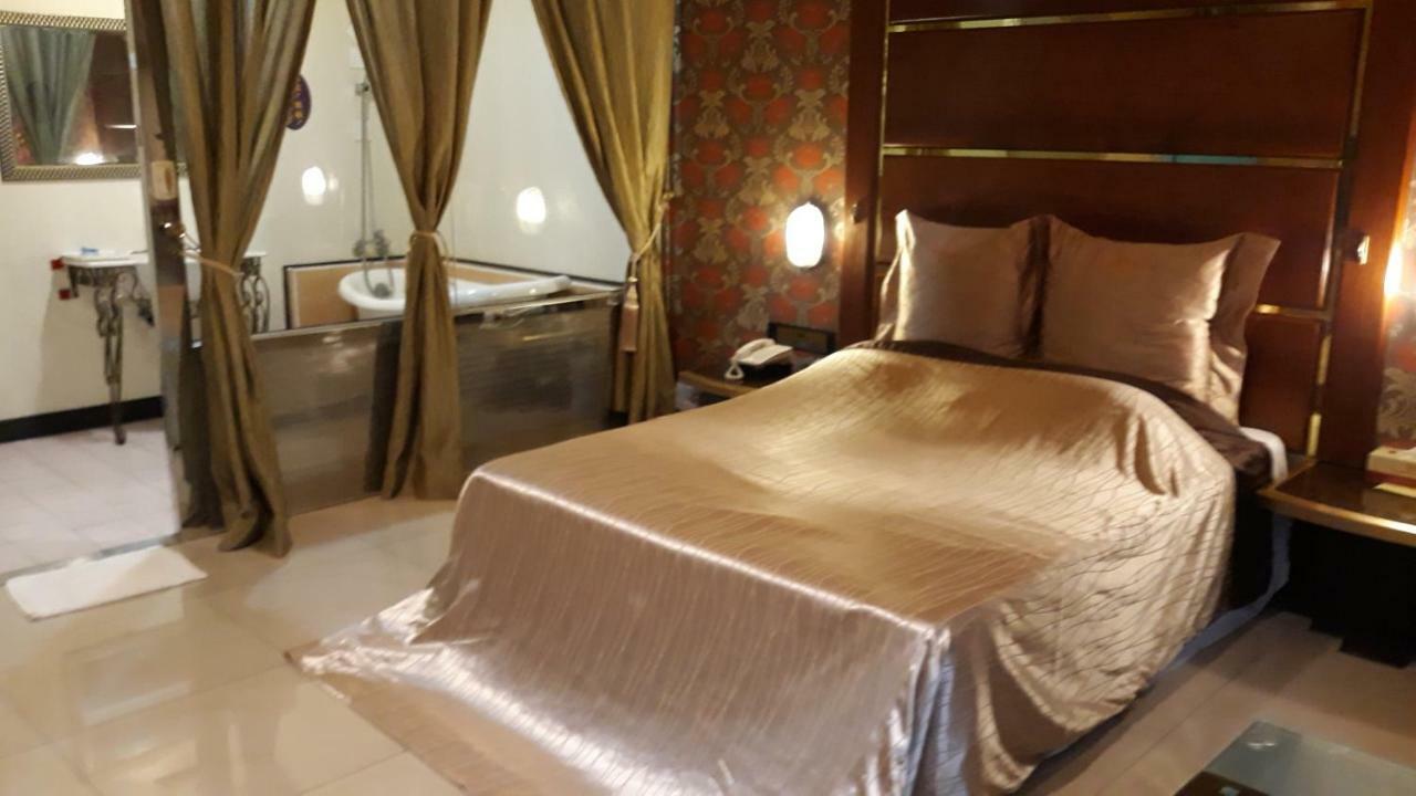 Sydney Motel Тучэн Экстерьер фото